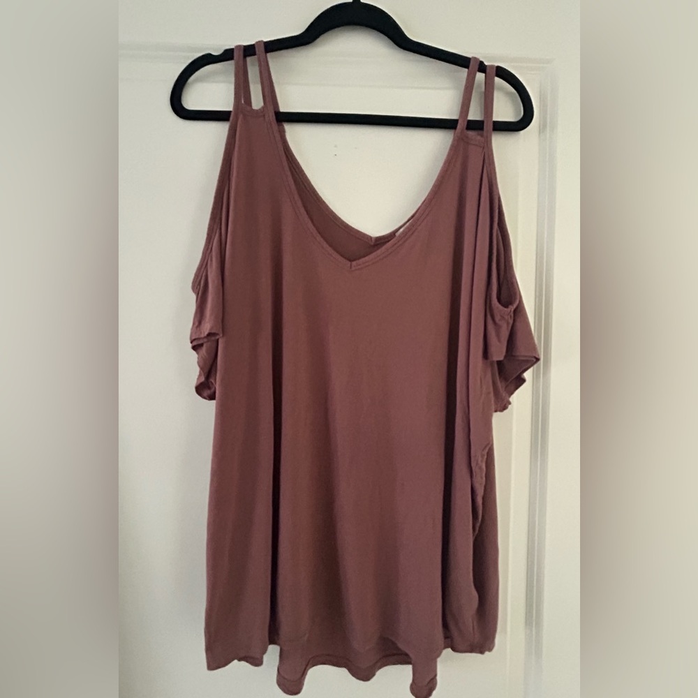 NWOT✨ Express Top - Picture 2 of 4